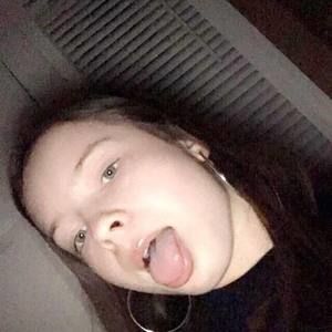 Meet your Posher, Hailey